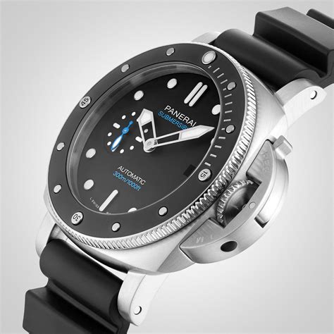 panerai submersible 42mm.